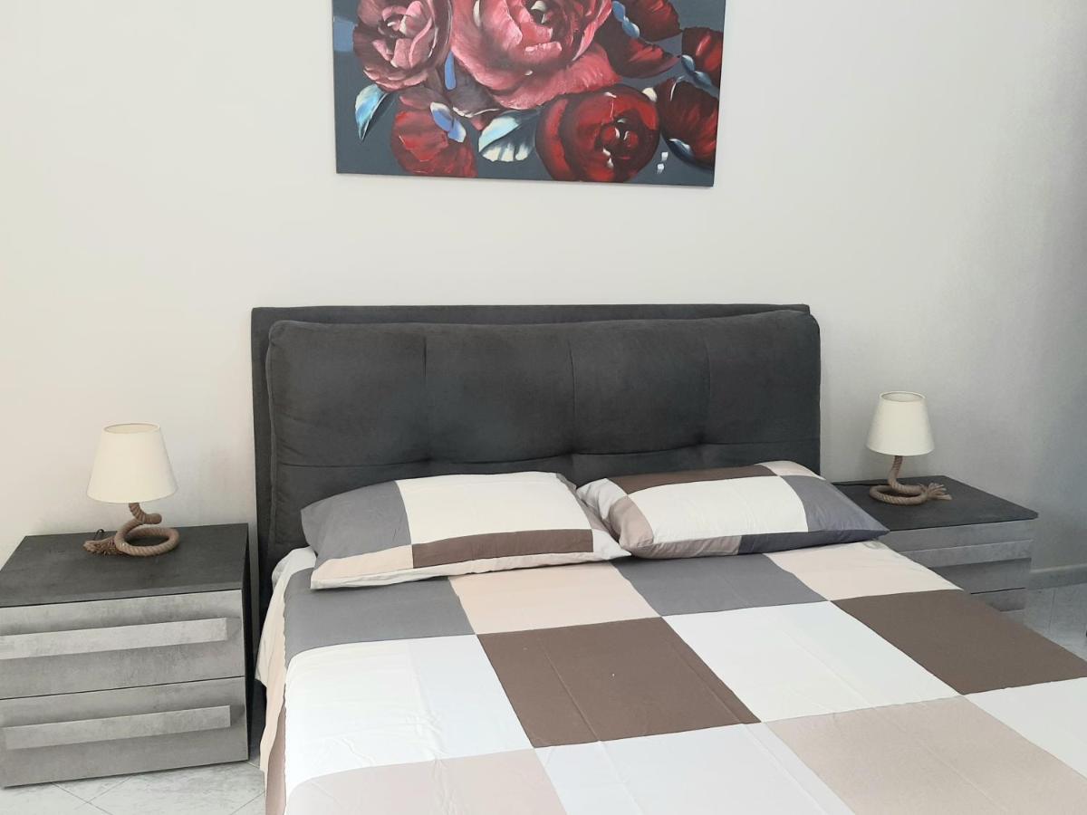 La Casa Di Nino Βίλα Portici Εξωτερικό φωτογραφία